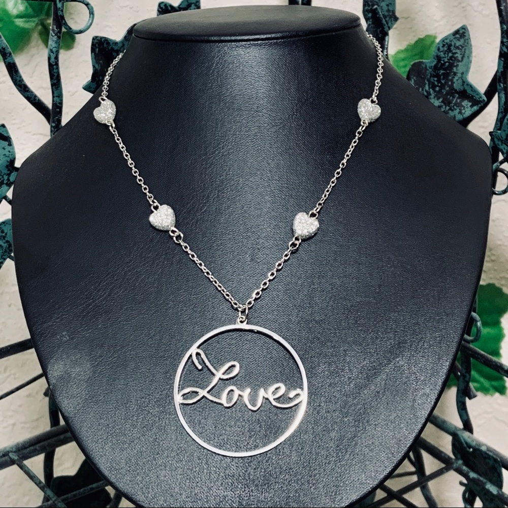 Love Necklace New